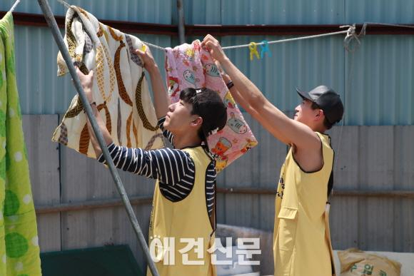 내추럴발란스 블루엔젤 봉사단, 이번엔 모델 에이전시 에스팀과 함께.