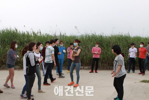 유기견 보호소 300마리 강아지의 행복한 보금자리, 주말마다 자원봉사 행렬