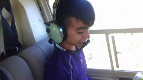 협곡에 떨어진 아이를 44시간 동안 지킨 강아지