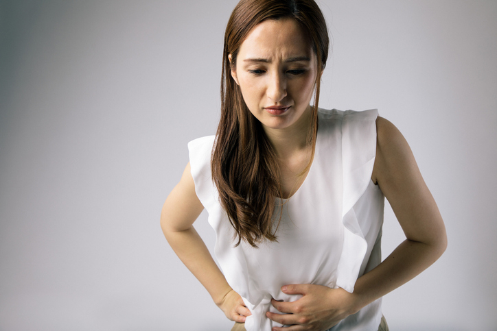 '기침이 안멈춰요' 역류성식도염, 증상과 치료는? 역류성식도염 진단하기