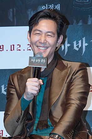 '사바하' 박스오피스 1위... 역시 이정재