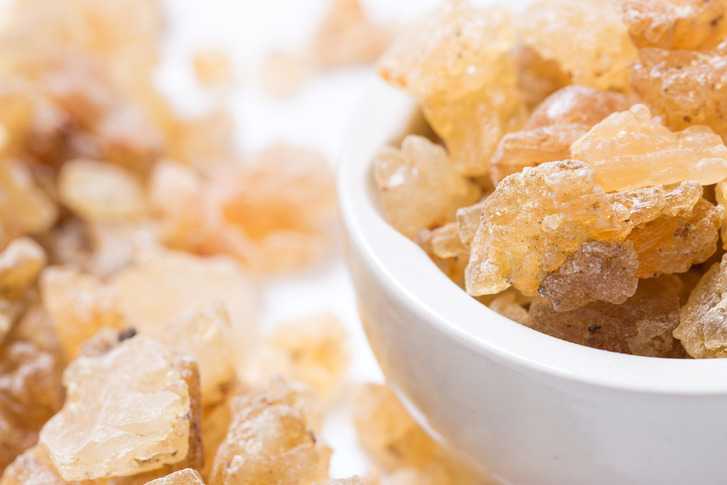 '1년에 350g' 귀한 약재 '보스웰리아', 무릎·연골·관절에 좋다는데… 부작용 없이 먹으려면?