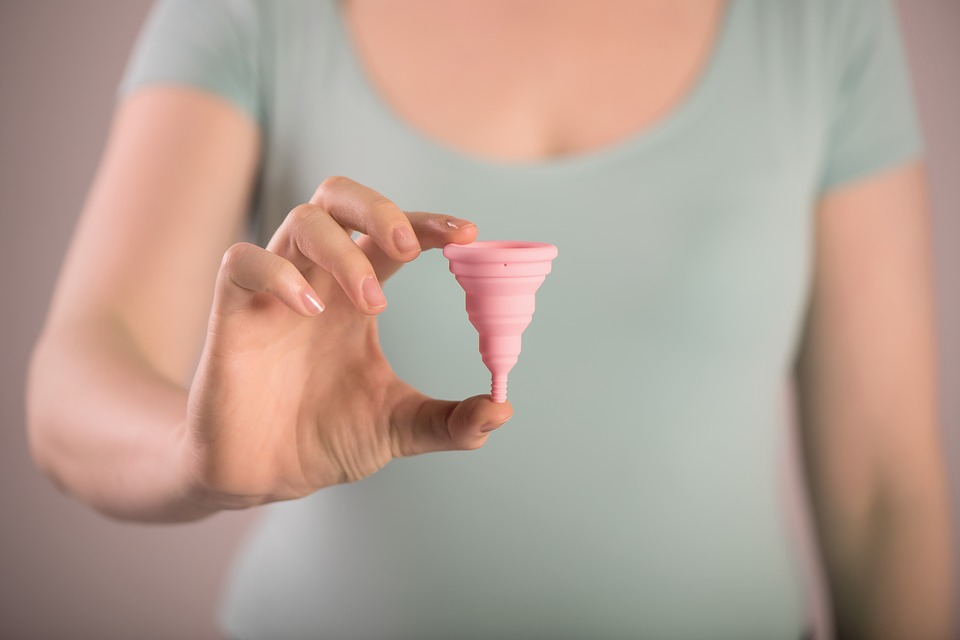생리 안 하는 이유, 나도 혹시 '다낭성 난소증후군?'…증상과 원인
