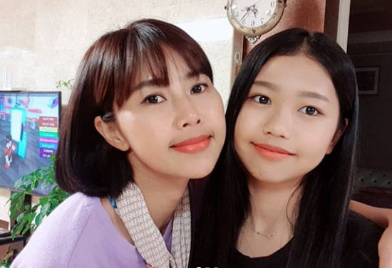 김야니, 동안 미모에 딸과 자매같아 한국인 남편 어떻게 만났나 했더니..