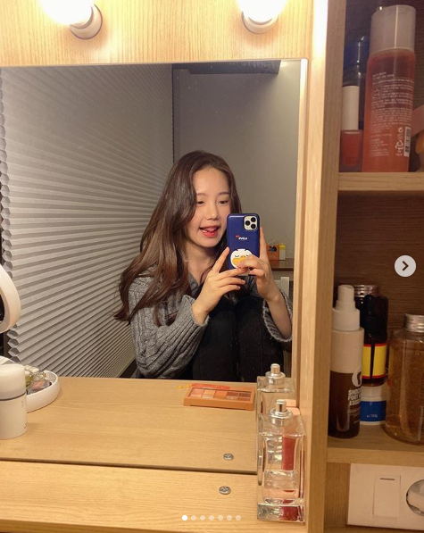 송하예, 사재기 논란 딛고 우월 미모 뽐내며 밝은 근황 공개해 '시선집중'