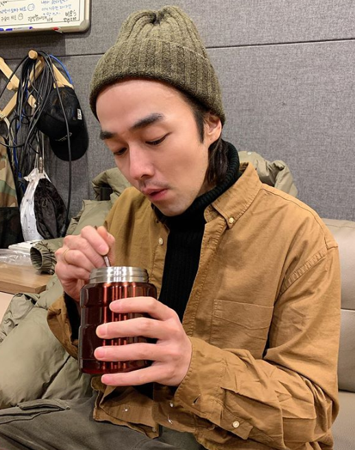 태사자 박준석, 기면증으로 공익? 김형준 물잔들고 잤다