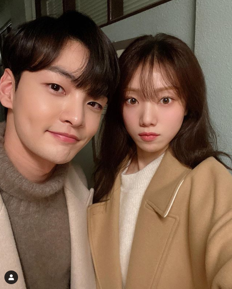 배우 김민재, 소주연 아닌 이성경과의 투샷 공개? 현실 연인 케미까지 '헉'