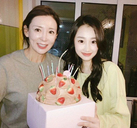 이상아, 딸 윤서진 방에서 라이터 발견하자 흡연하세요?