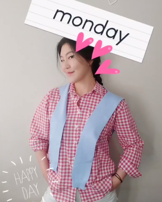 한헤연, 수입에 최고 매출액 5억원 넘은 적 있다