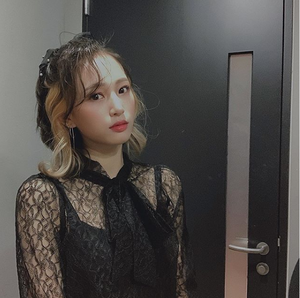 강다니엘, 지효 아닌 타 걸그룹 멤버 팔로우했다? 커뮤니티 '마비'