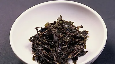 여름철 입맛을 돋워주는 '취나물밥' 만드는 법