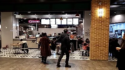 샌드위치 카페 퀴즈노스, 일산 벨라시타점 오픈