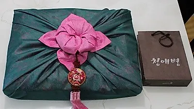 결혼시즌 맞이하여 고급스러운 예단떡, 답례떡, 이바지떡 준비 가능한 '청애병'