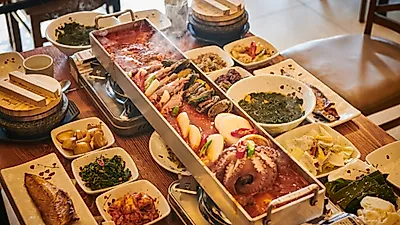 제주도 서귀포 중문관광단지 맛집 '색달식당 중문본점', 소문난 통갈치조림 등 메뉴 제공