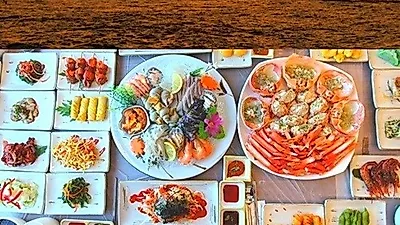 강릉 경포대 맛집 탐방...가성비로 이어온 바다 맛의 터줏대감 '해동횟집'