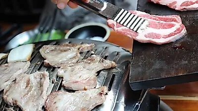 쫄깃한 육질, 육즙 가득 '이베리코 목살'이 있는 강남역 맛집 '봉우화로'