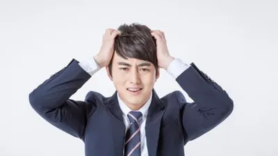 사라지지 않는 가려움증과 비듬, 지루성 두피염은 초기 치료가 중요