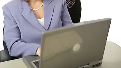 몰카 피해자 10명 중 6명, 男女 할 것 없이 지인에게 당했다..."혹시 내 지인도? 지인능욕+몰카+리벤지 포로노 심각해"