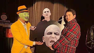 [스타☆톡] 2018 'SM 할로윈 파티' 1등 키, 등신대로 참석한 사연? 2등, 3등 상품은 무엇? SM 현장 사진모음