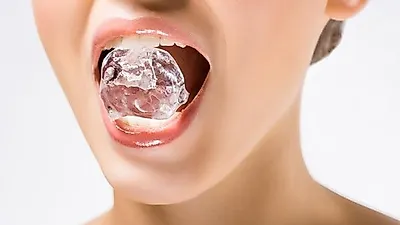 60세 여성 50%가 앓는 '구강건조증' 원인...'이것' 부족, 방치하면 쇼그렌 증후군 생겨