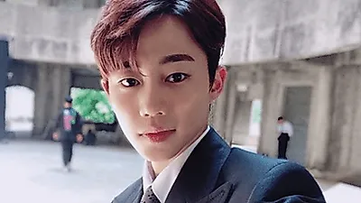 [스타☆톡] 정변의 정석 '배드파파' 박지빈 근황, 훈훈한 키와 잘생긴 외모 "올해 나이 벌써 24세"