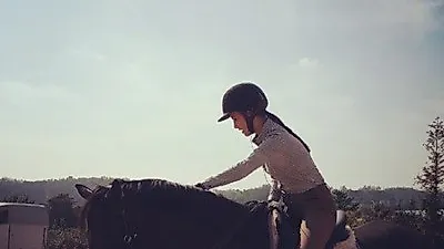 소녀시대 유리, 몸매 라인 돋보이는 승마 현장