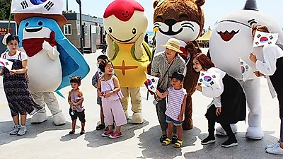 SEA LIFE 부산아쿠아리움, 광복 제 74주년 '나라사랑'을 전하다!