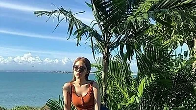 진심이 닿다 유인나, 바비인형 몸매 비주얼 '눈길'...원작 작가 '김비서' PD 합작 '도깨비' 이동욱 열풍 잇는다