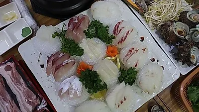 제주도맛집 '먹거리타운', 제주 먹거리 흑돼지와 신선한 회 등 다양해