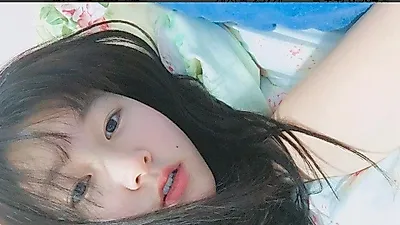 신지훈, 청순美 돋는 빼어난 자태...'앞머리 잘랐어'