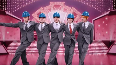 베리베리, 일상의 위기를 축제로 바꾼 'Don't Panic!' 뮤직비디오