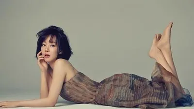시카고 타자기 임수정, 몽환적 매력 발산…동안 비결에 대한 질문에 "그렇게 태어나야"