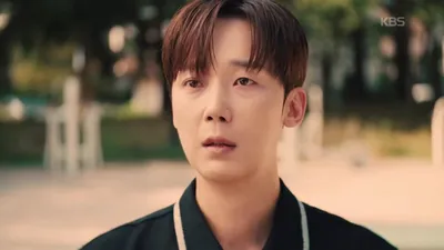 『기쁜 우리 좋은 날』 ユン・ジョンフン、裏金書類と録音データを受け取る
