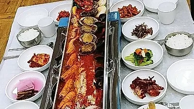 제주도 서귀포 중문 맛집 '기원뚝배기' 국내산 재료로 정성 담아 집밥처럼 먹을 수 있는 제주 요리 제공
