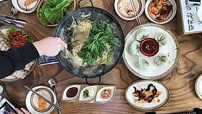여름에 가볼만한 '매력' 여행코스 안면도, 건강 식도락은 칼국수 맛집에서