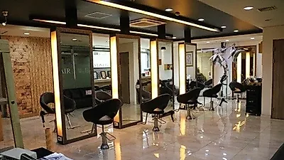 안양 미용실 '더베스트 헤어' 가을 맞춤 트렌디 헤어로 스타일링 고민 해결