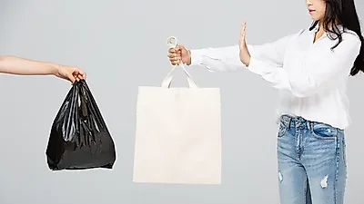 패션계에 부는 친환경 열풍! 계절·취향에 따른 '에코백'