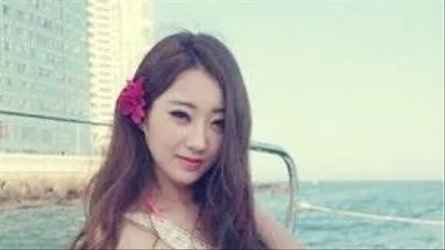 꽃놀이패 경리,  요트 위에서 완벽 몸매 "느낌 아니까~"