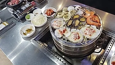 김포 맛집 '해물품은닭', "떨어진 입맛 제철 해산물과 담백한 토종닭으로 챙기세요"
