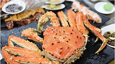 소래포구 맛집 '해남수산' 살이 꽉차고 탱글탱글한 식감과 담백한 맛이 일품인 킹크랩 인기