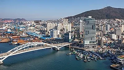 부산 영도에 도심.바다전망 갖춘 유럽풍 '라발스호텔' 28일 오픈