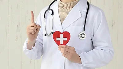 최근 증가한   폐암을 비롯해 췌장암, 구강암, 대장암, 자궁암 등 … 대한민국 '5대암' 초기증상은?
