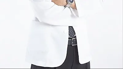 여름휴가를 대비한 등여드름·가슴여드름 치료법