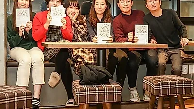 책으로 행복을 더하는 치킨 프랜차이즈, 치킨플러스
