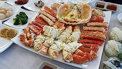 속초맛집 동명항게찜, 동해바다가 한 눈에 보이는 곳에서 대게의 깊은 맛 즐길 수 있어