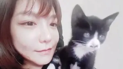 신소율, 반려묘 딱지 공개 "안녕하세요~"