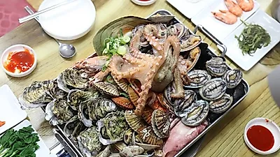 오통통한 해물맛을 내는 통영해물탕 맛집 '동원해물천국'