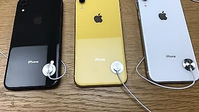 저렴한 아이폰XR,7 잘팔려..고가 아이폰XS,갤럭시노트9 할인강화