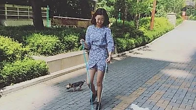 고원희, 애완견과 즐거운 산책 시간