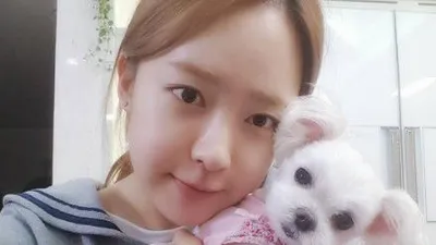 유소영, 반려견과 닮은 꼴 인증 '상큼 발랄'